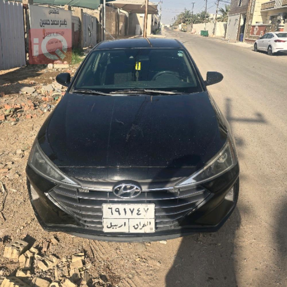 هیوندای ئەلەنترا